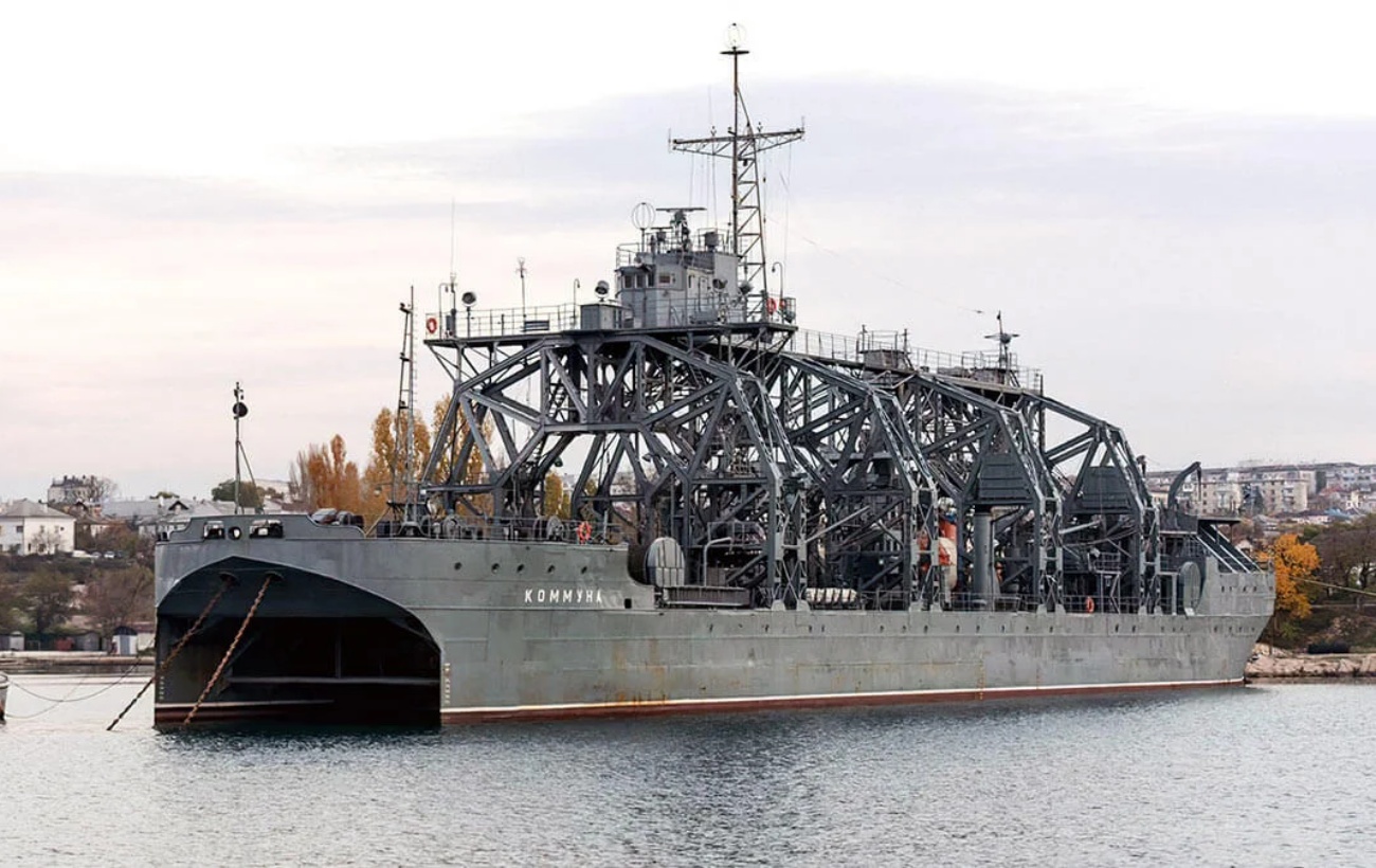 最古老的俄罗斯军舰。关于在克里米亚被海军袭击的公社的详细信息