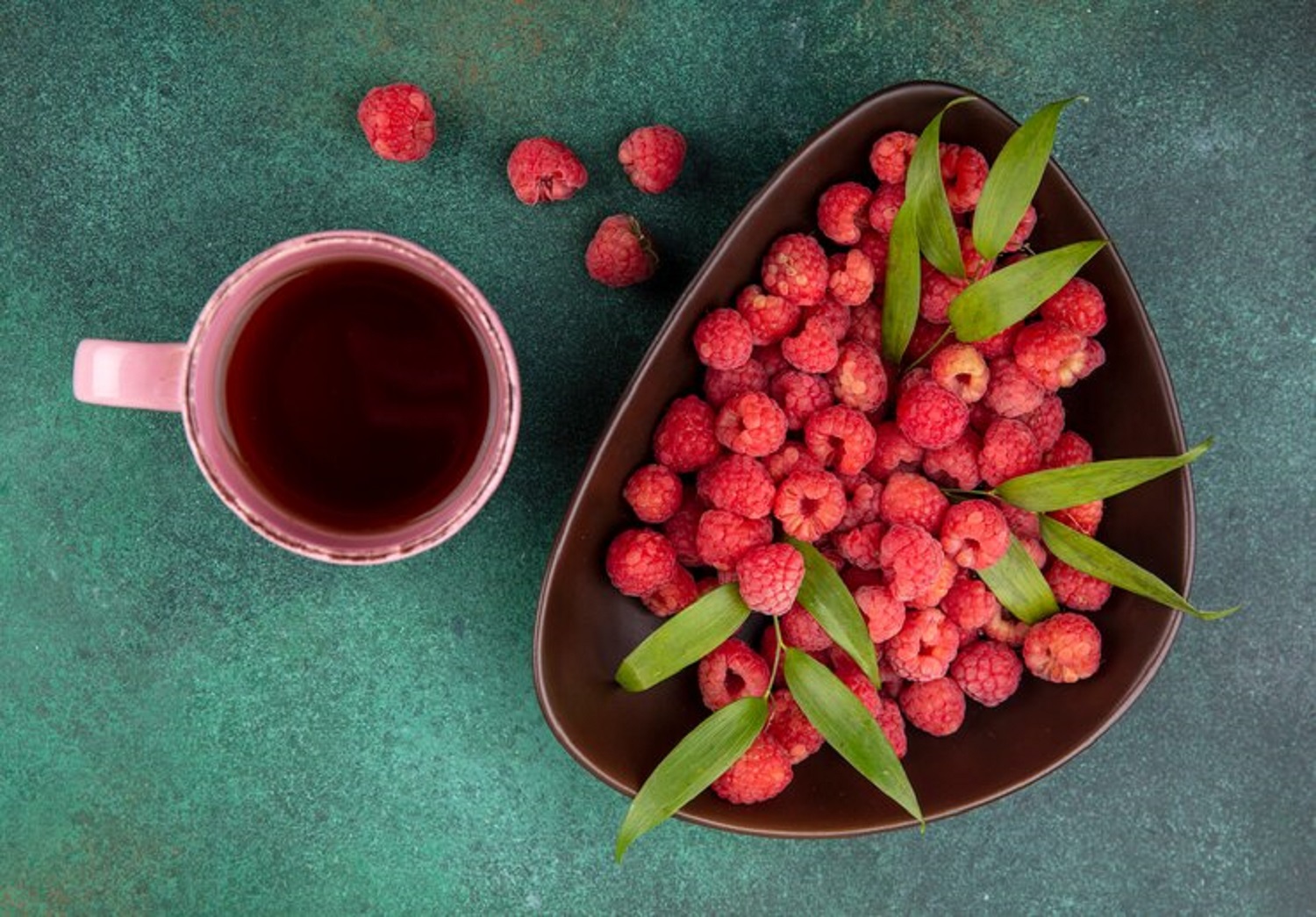 От спотыкача до сидра. 5 вкусных алкогольных напитков, которые можно сделать из вашего урожая