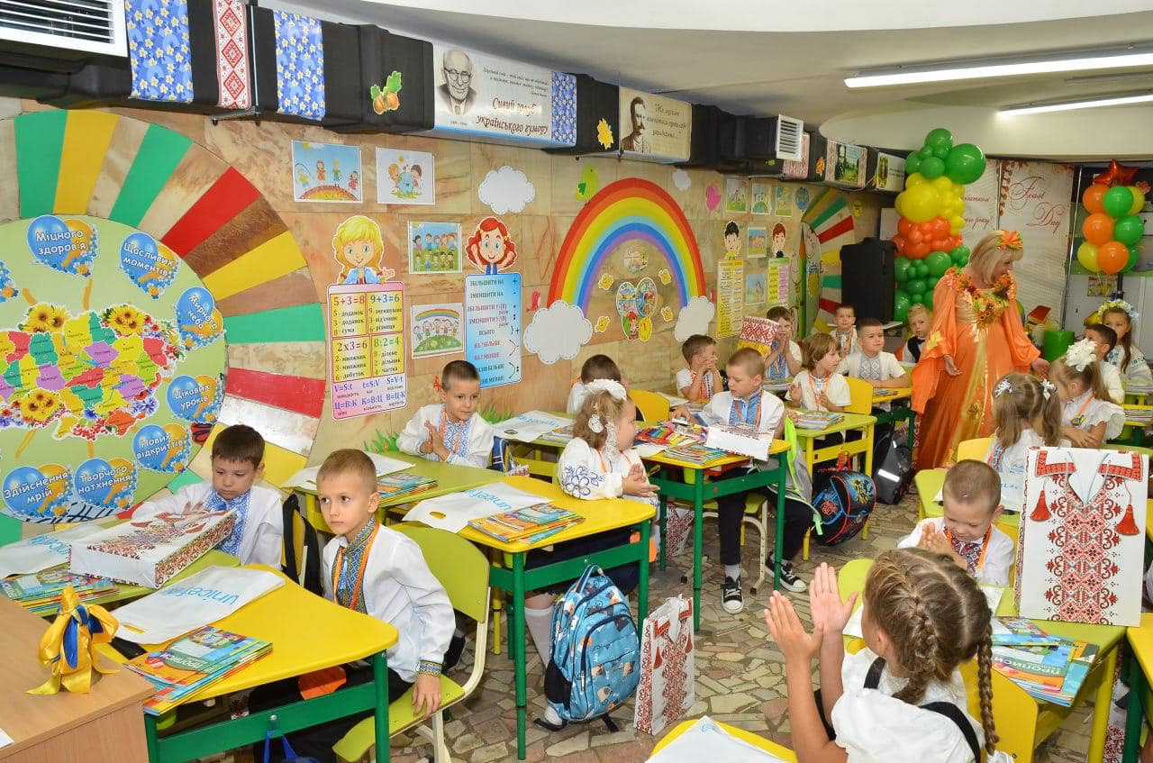 День знань в умовах війни: як пройшов Перший дзвоник у різних регіонах України