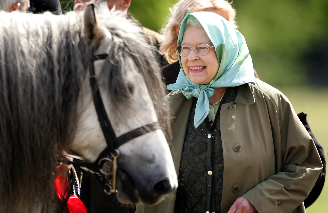 Названо цікаву щоденну звичку Єлизавети II, якій вона не зраджувала майже 30 років