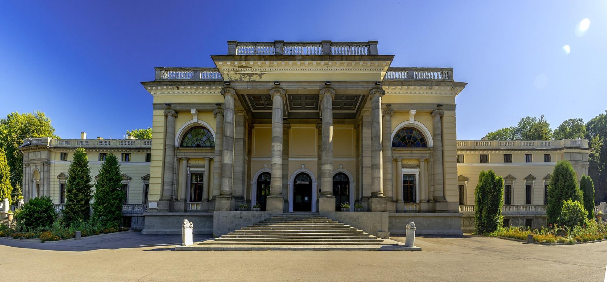 Вишуканість та розкіш: 6 найцікавіших дворянських садиб для осіннього вікенду 