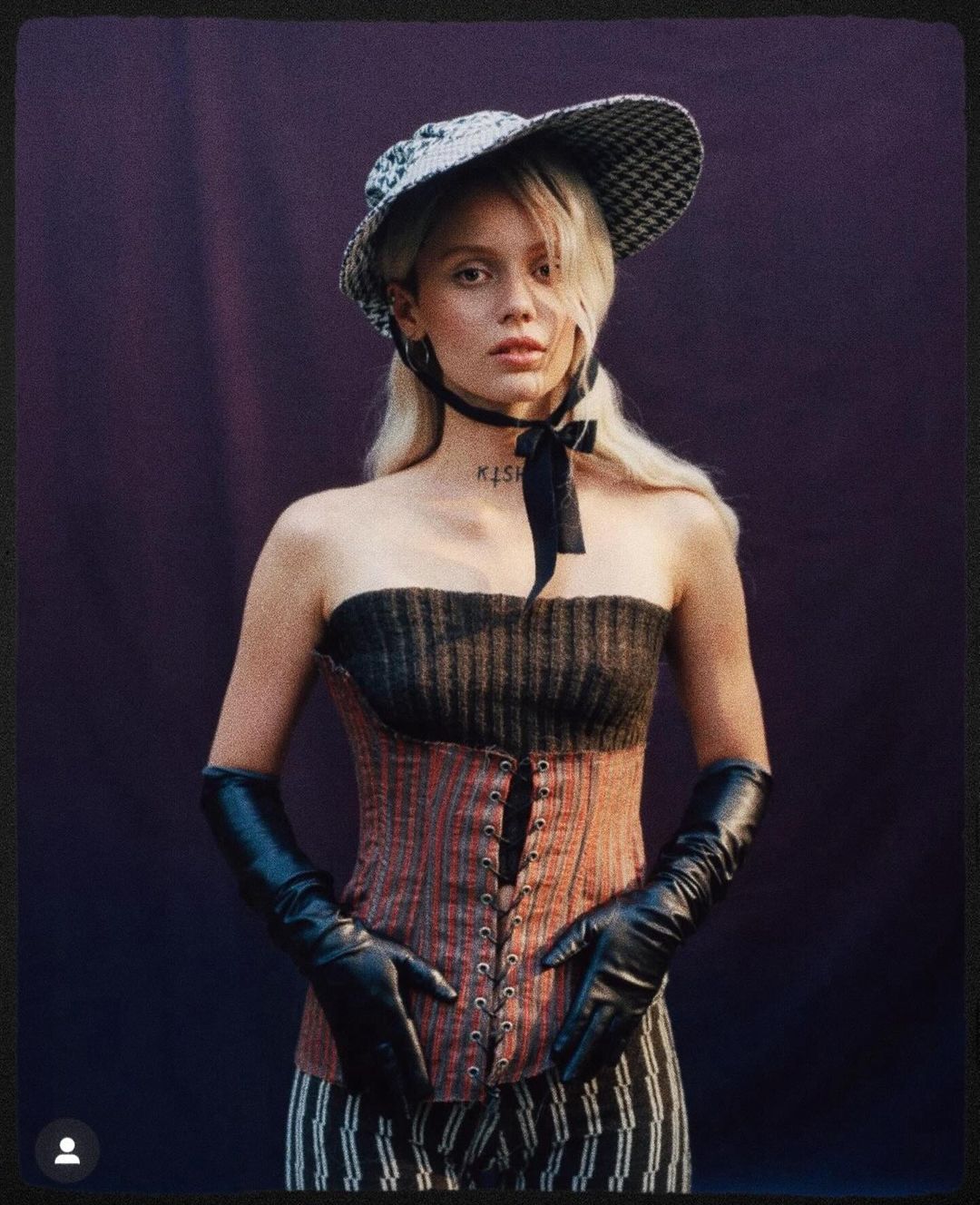 "Колишній" Кароль засвітився в кліпі росіян: деталі скандалу