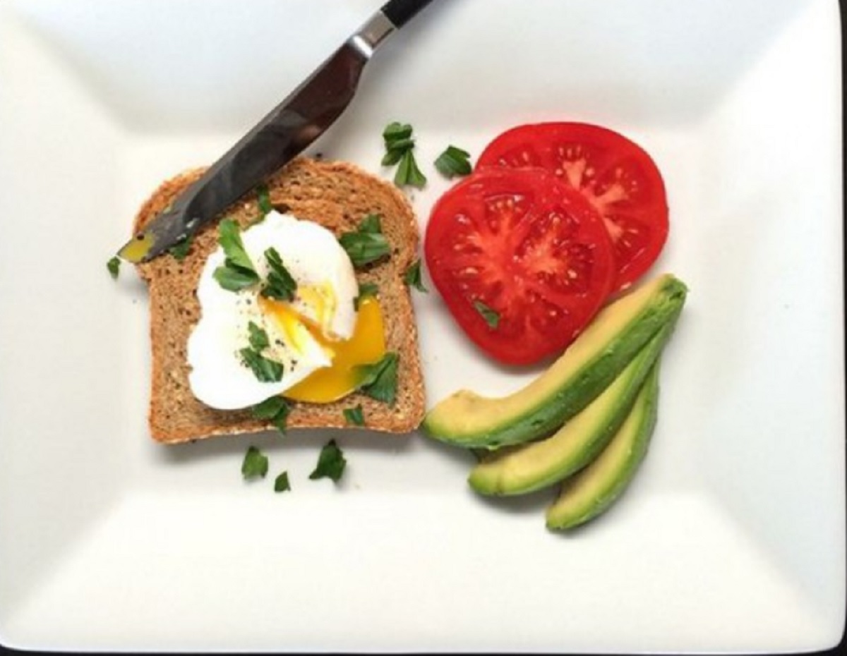 Улюблений сніданок Дженніфер Еністон, щоб залишатися молодою і енергійною