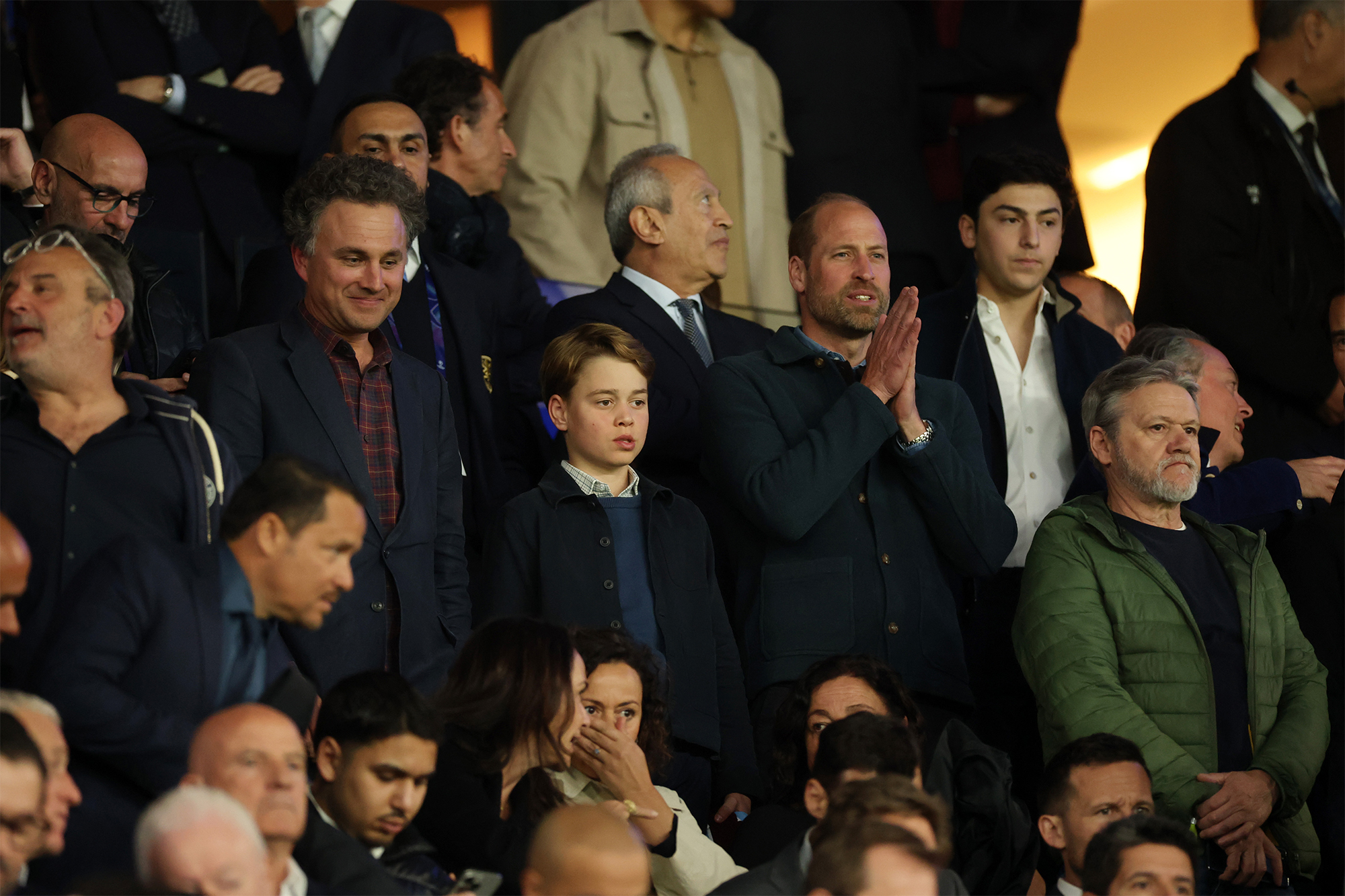 Принц Джордж під час рідкісного виходу вразив схожістю з татом (фото)