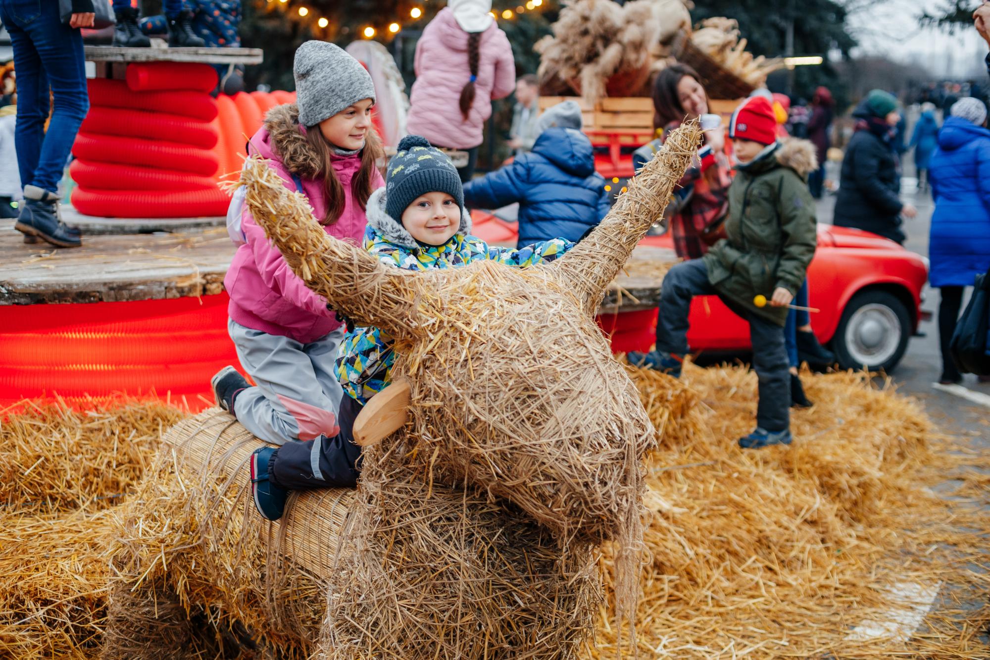 В Киеве песнями, танцами, спектаклями и фаер-шоу встретят весну: где и когда
