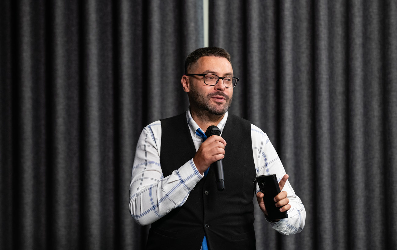 Гроші з сонця та вітру: що заважає Україні залучати інвестиції у зелену енергетику