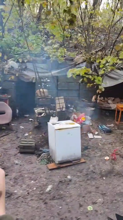 &quot;Так жила армия бомжей&quot;: ВСУ показали заброшенные позиции оккупантов в Харьковской области