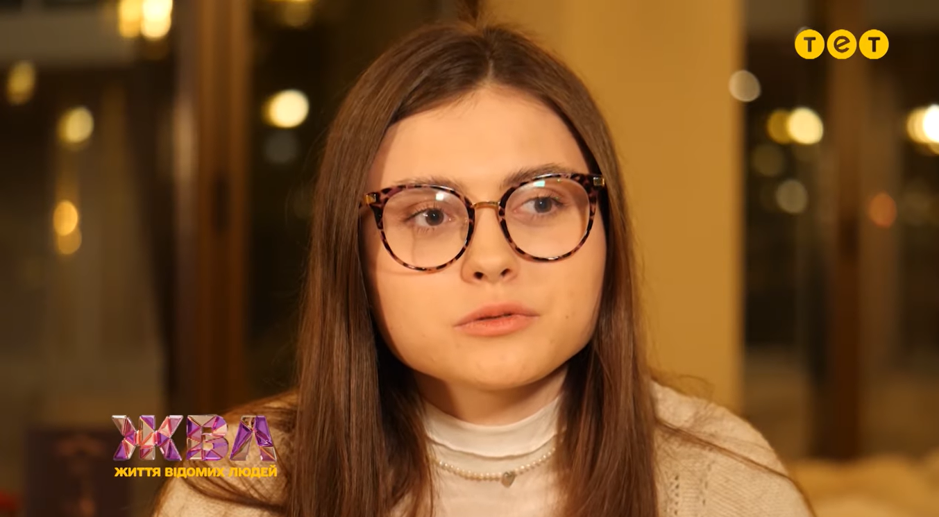 &quot;Хочеться бути близькими&quot;: донька Сумської розповіла про спілкування зі старшою сестрою, яка живе в Росії