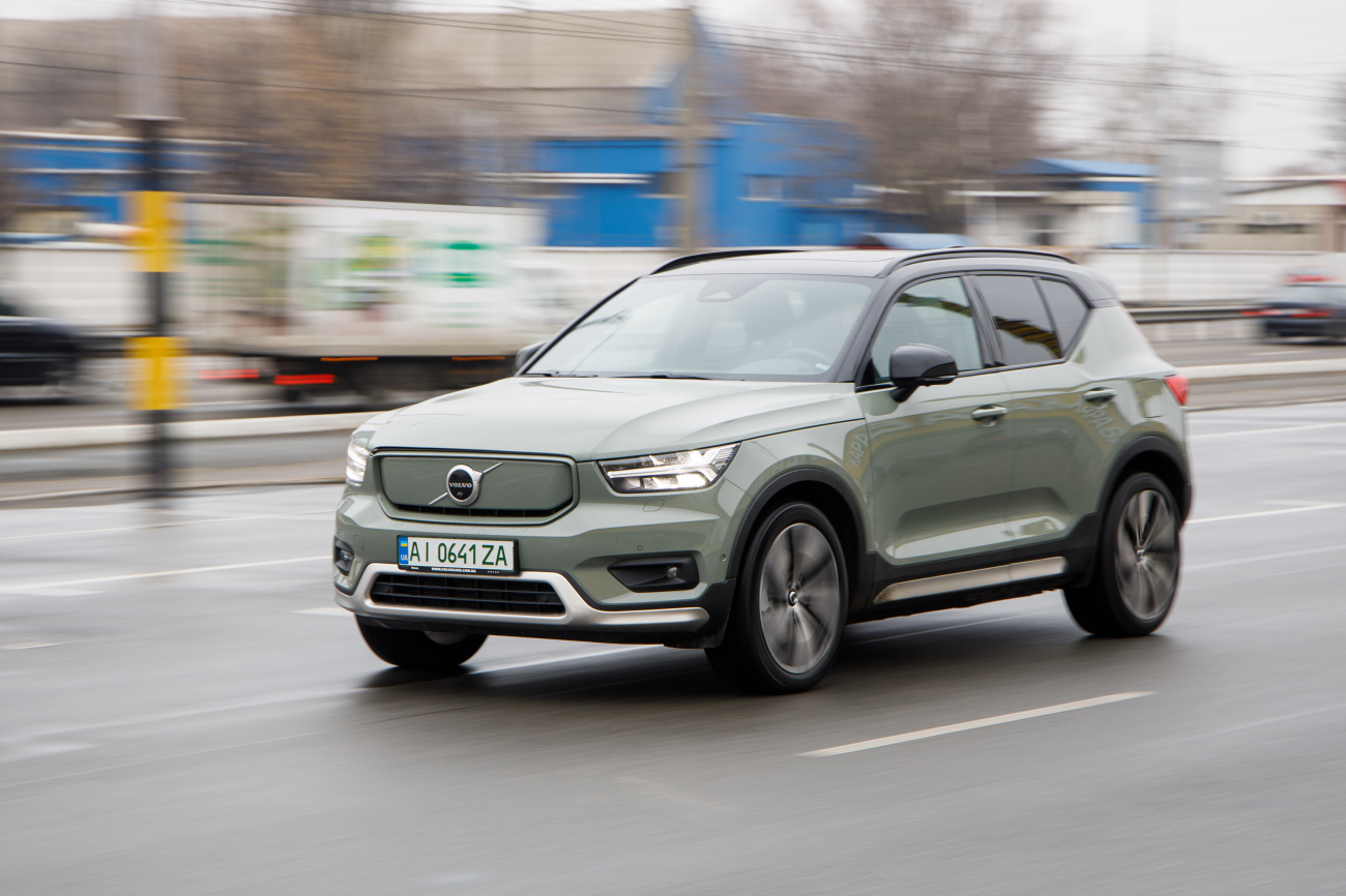 Новые правила для украинских водителей уже вступили в силу: что изменилось