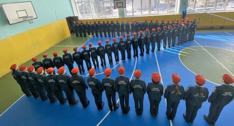 Методы НКВД и павлики морозовы: в России &quot;промывают&quot; мозги детям в садиках