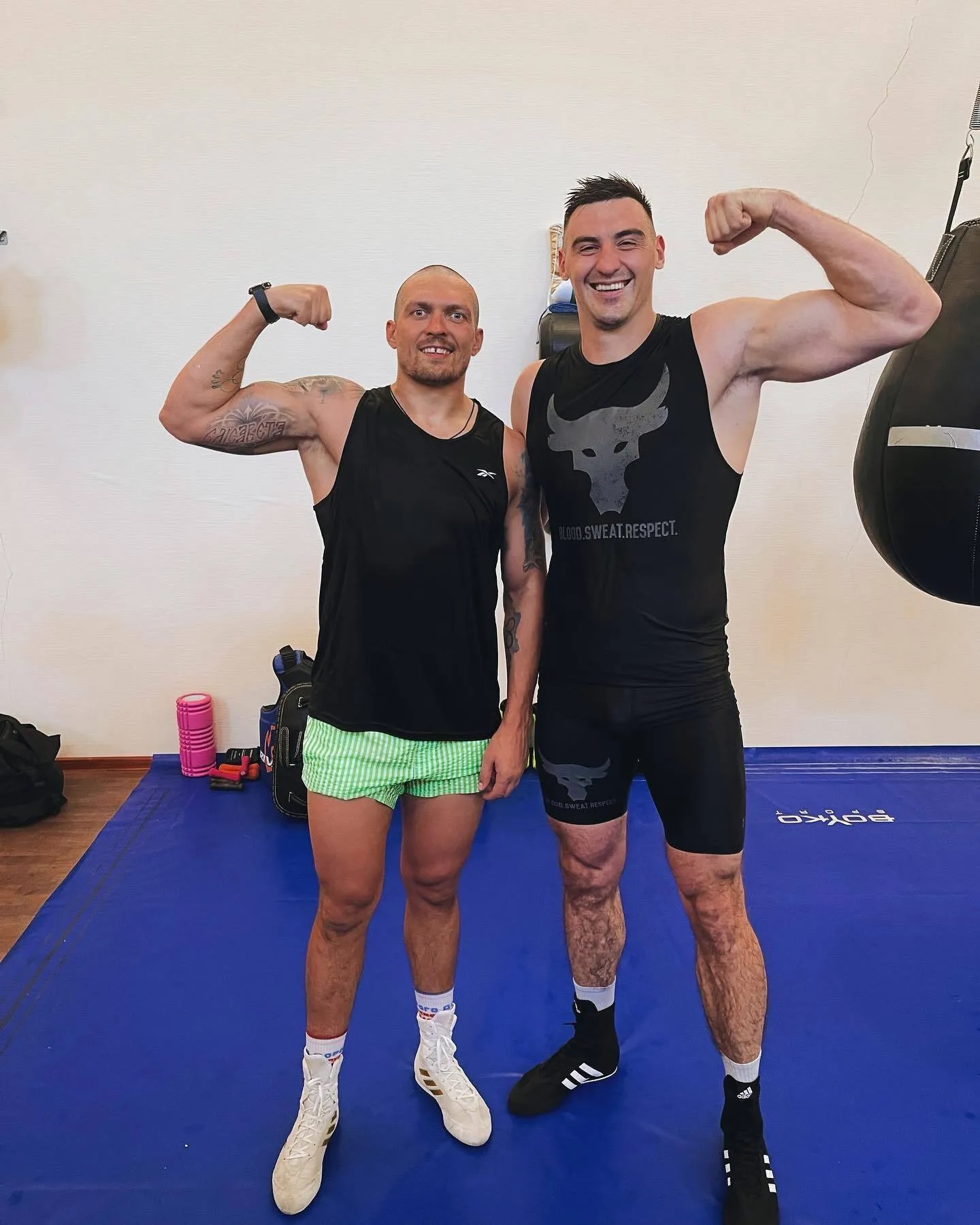 "Брат-близнец, только с волосами": Фьюри показал украинца, который готовит его к возвращению на ринг