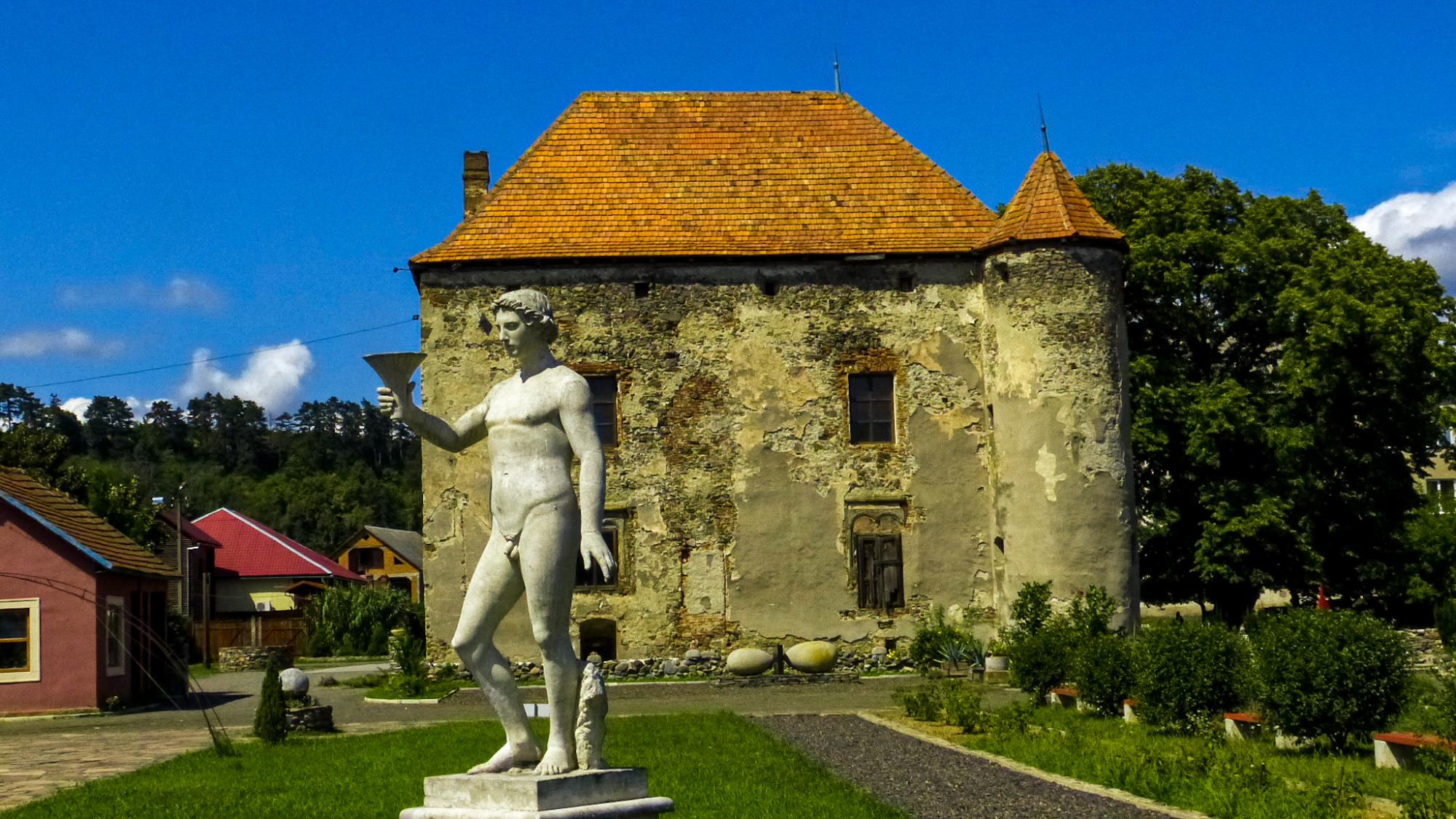 Головні &quot;перлини&quot; Карпат. Що варто знати про ціни та інфраструктуру, збираючись у мандрівку