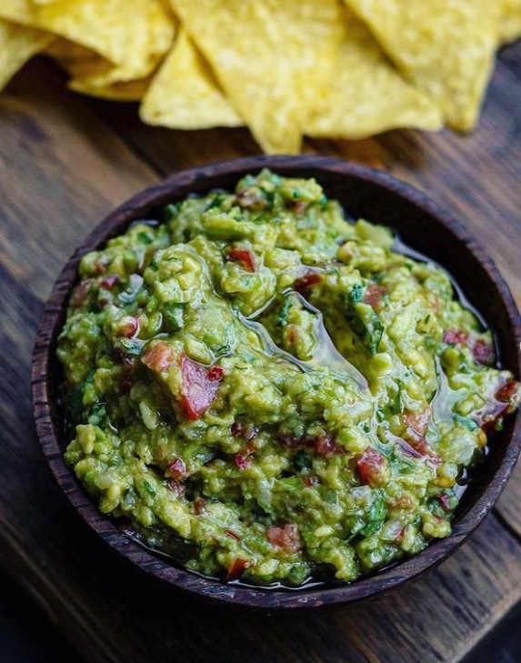 Відомий кулінар представив простий рецепт гуакамоле: приголомшлива закуска