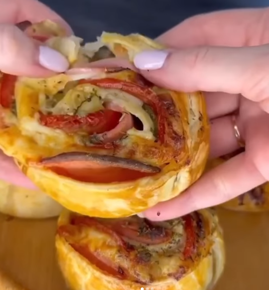 Такого ви ще не бачили і не готували. Тримайте рецепт незвичайної піци