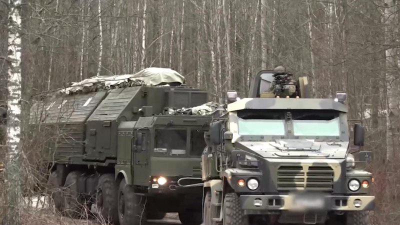 Belarus’ touted Oreshnik missile system lacks its launcher