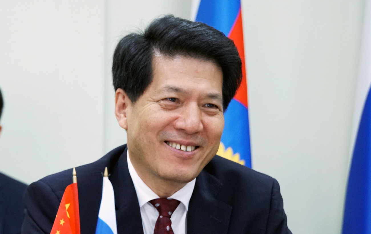 Китайский дипломат с российским прошлым. Кто такой Ли Хуэй и зачем он едет в Украину