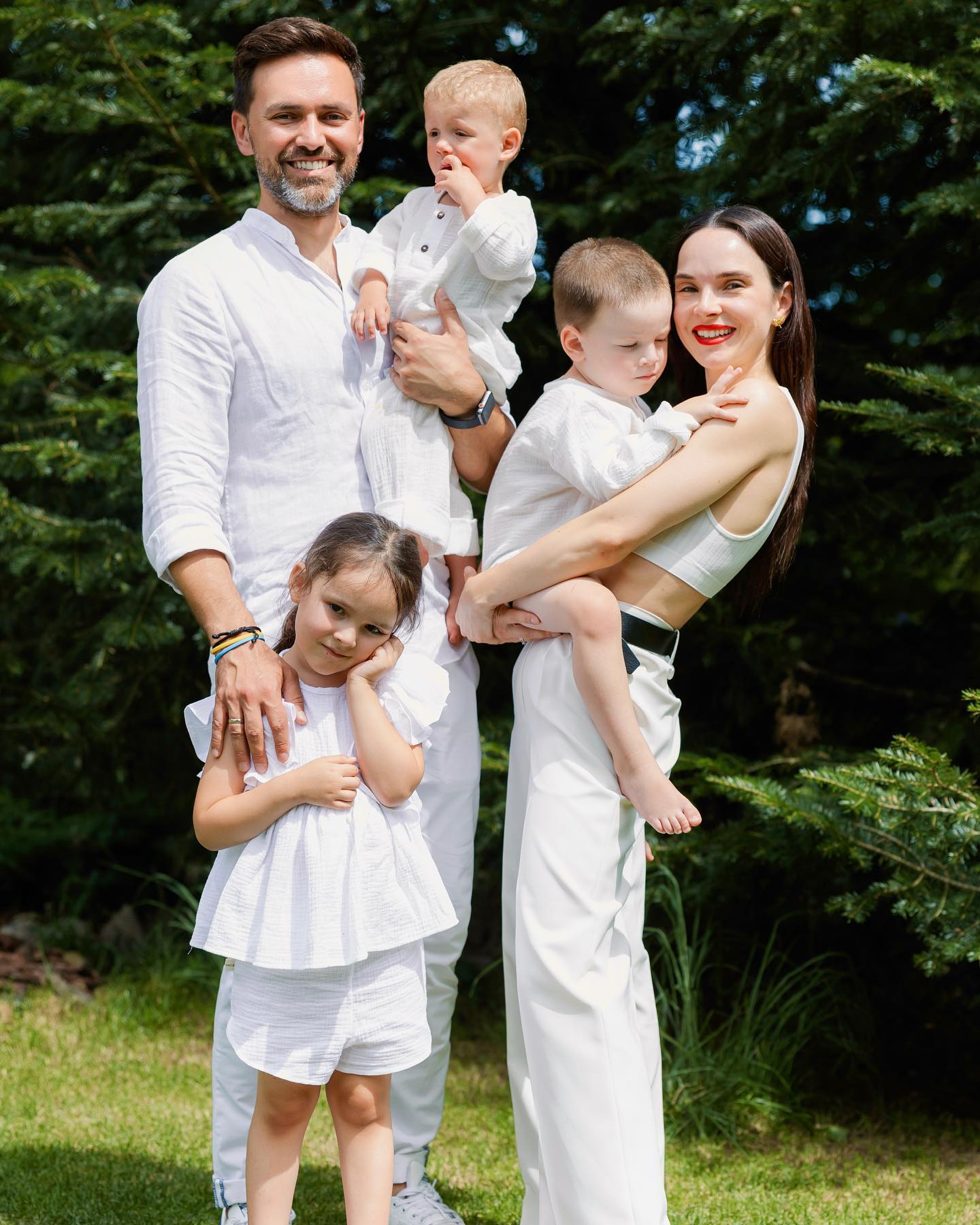 Дружина Тімура Мірошниченка сказала, як їхній названий син почувається після операції