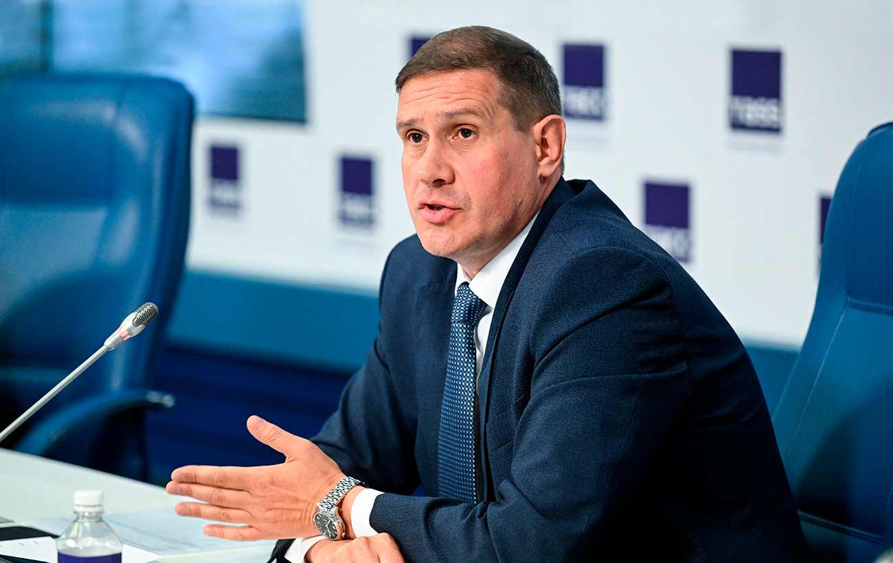 Російський центробанк вступив у війну з Україною, висунувши на фронт польові офіси, - Bloomberg