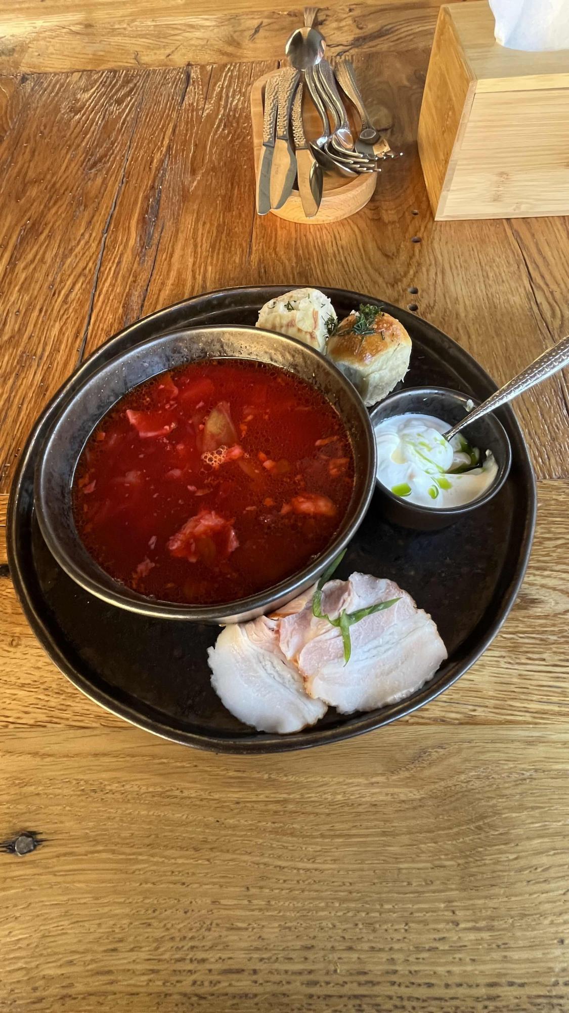 Олександр Педан радить маршрут вихідного дня. І це - Мекка скелелазіння в Україні