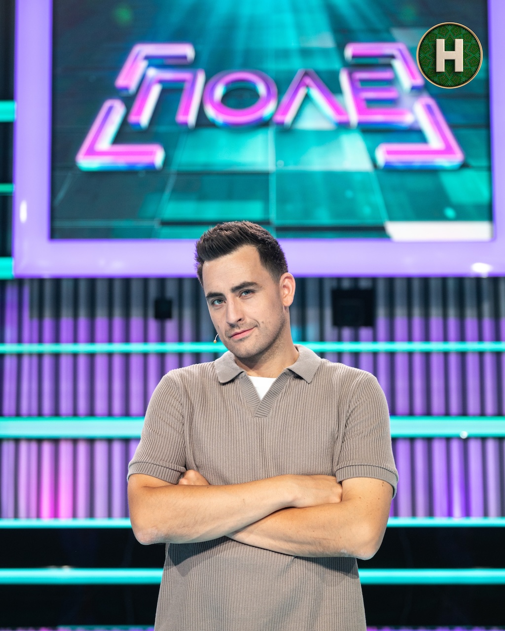 "Народилася в Росії", "ведучий за 200 доларів". Дивні факти, які нагуглили про себе українські зірки