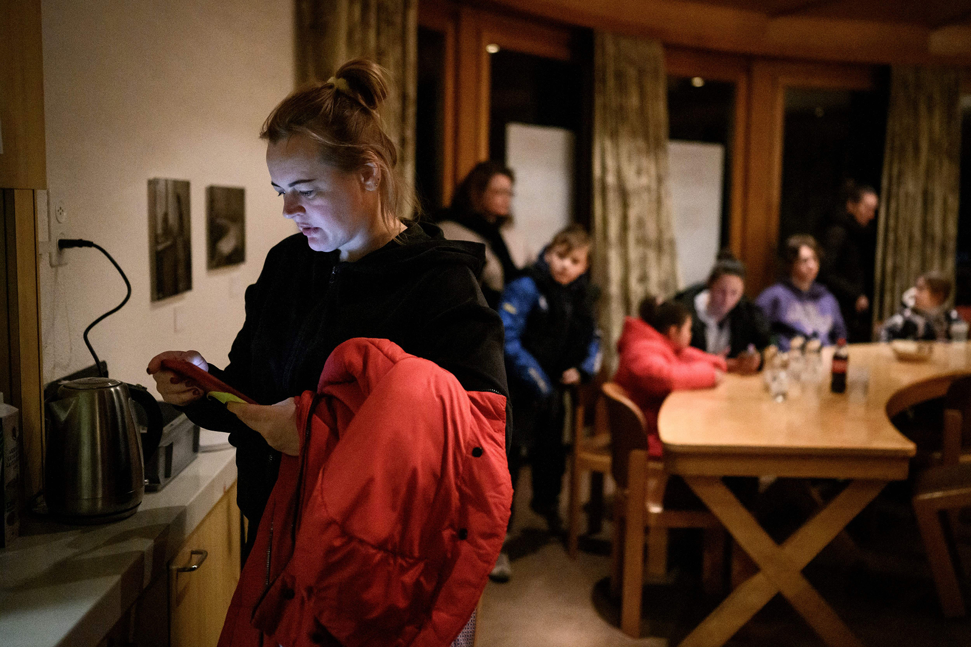 "Если только повезет". В Швейцарии для украинцев заканчивается бесплатное жилье