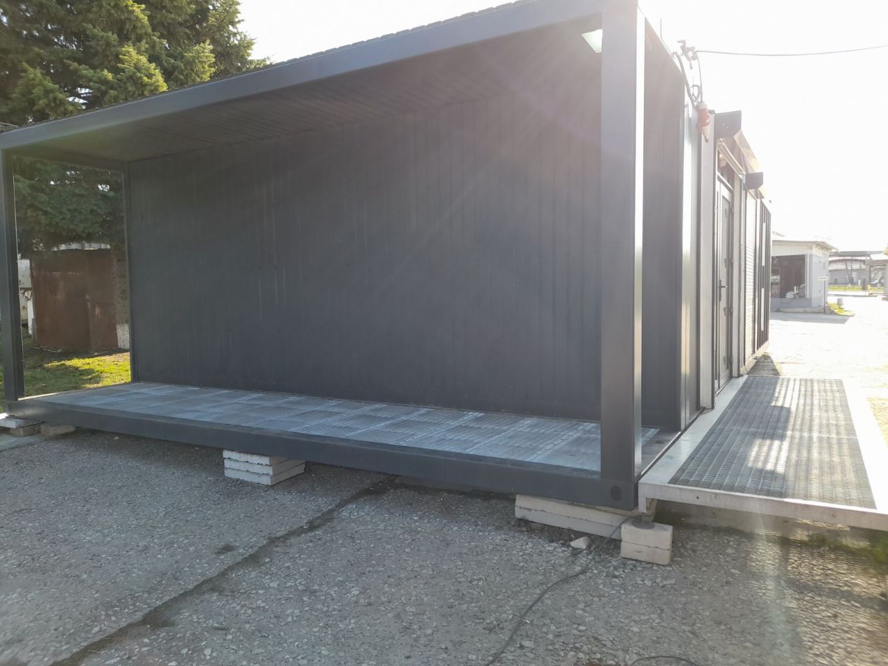 &quot;Нова пошта&quot; запустила новий формат відділень. З’явилися перші фото