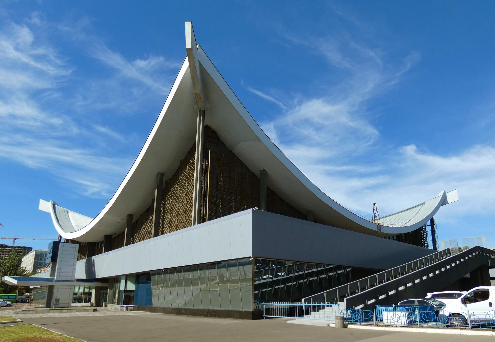 Эти культурные локации приходят в упадок в Киеве! Экс-гендиректор ВДНГ объяснил, как их &quot;поставить на ноги&quot;