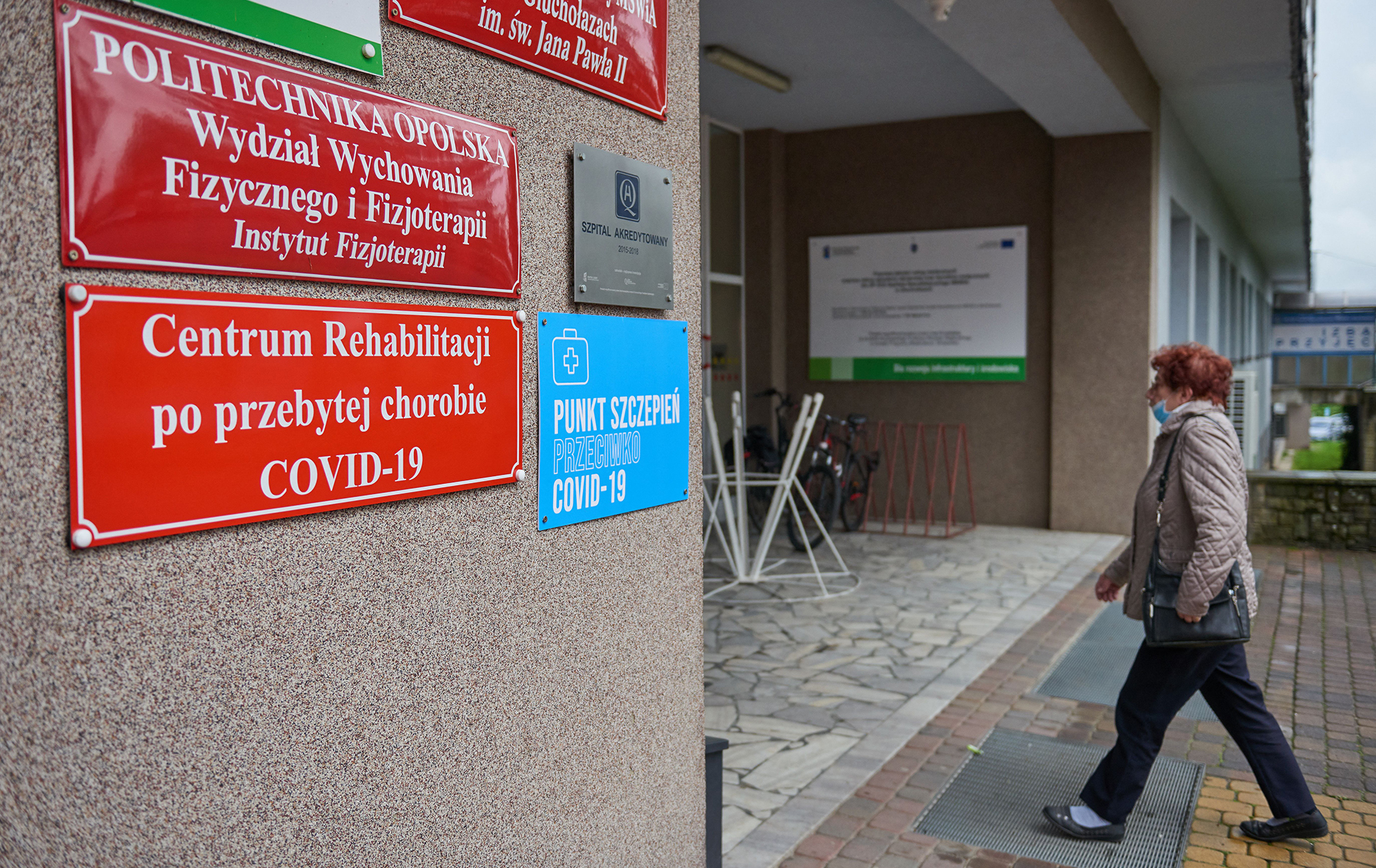 Очереди к врачу по полгода. Беженцы раскрыли детали о медицине в Польше