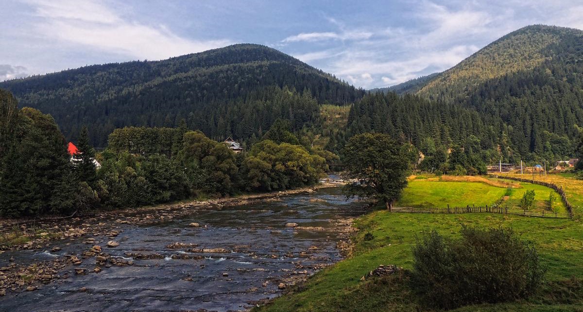 Не хуже, чем в Буковеле. 8 живописных карпатских сел для семейного отдыха