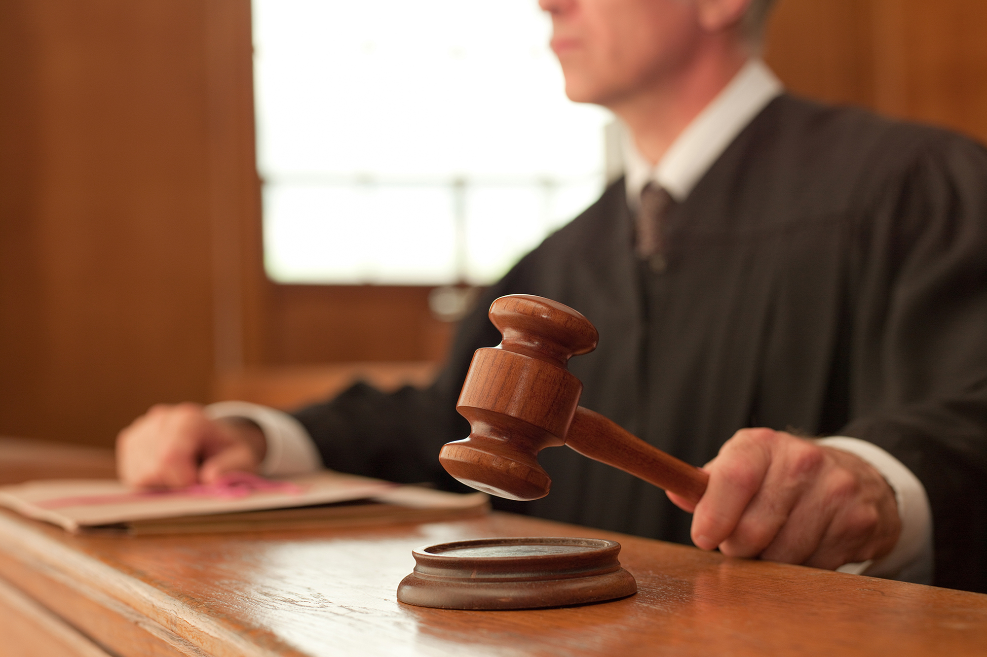 Свобода за миллионы: почему суды назначают высокие залоги и как их считают