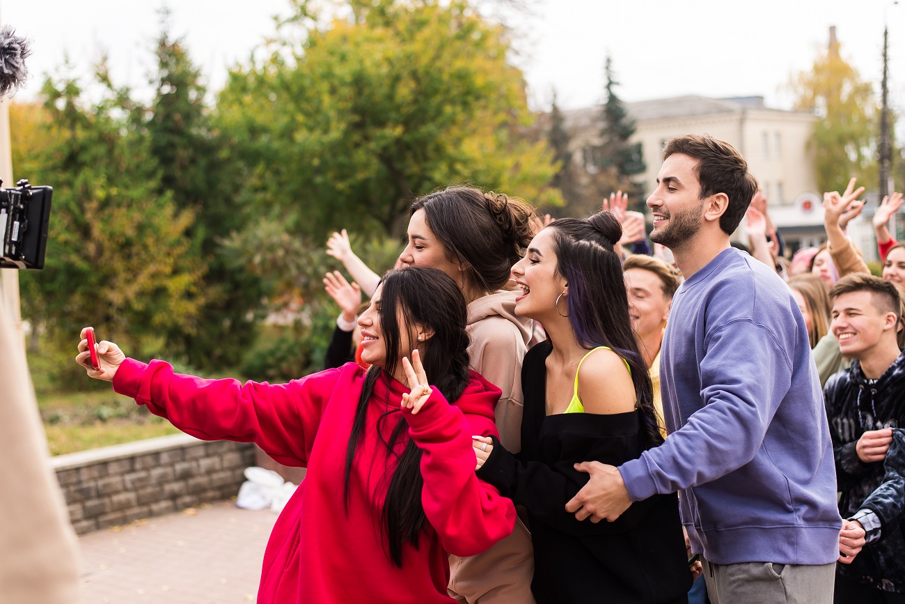 В Україні виходить комедія &quot;Любов і Блогери&quot; з зірками кіно і соцмереж: топ-10 фактів про унікальний фільм