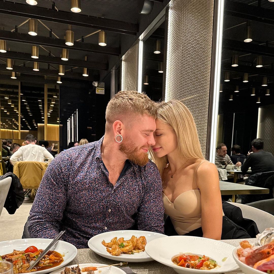 Де зараз співак Олександр Кривошапко, який був одружений зі скандальною Тетяною Денисовою