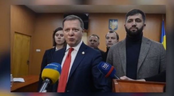 Сидит в Киеве, но имеет самую высокую зарплату ВСУ: Евгения Эмеральд призналась, что ее муж является охранником экс-нардепа