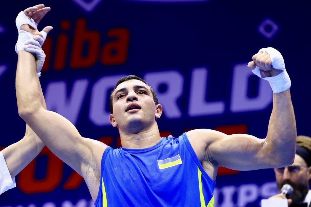 Украинец побил россиянина и стал чемпионом мира по боксу: яркие фото и видео