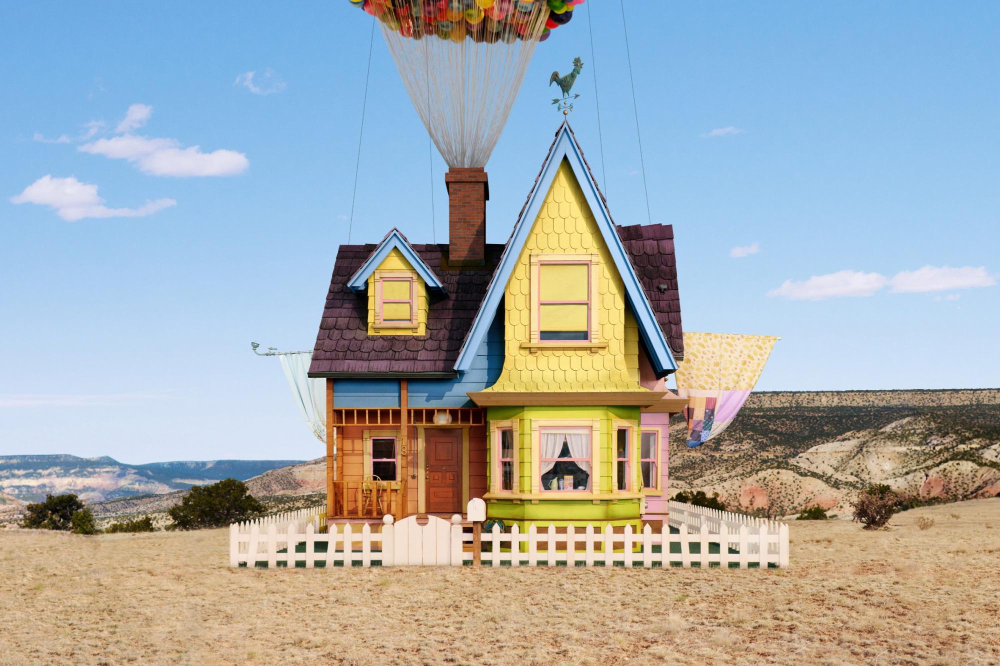 Копію будинку із мультфільму &quot;Вперед і вгору&quot; здають в оренду. Дивіться, як виглядає (фото)