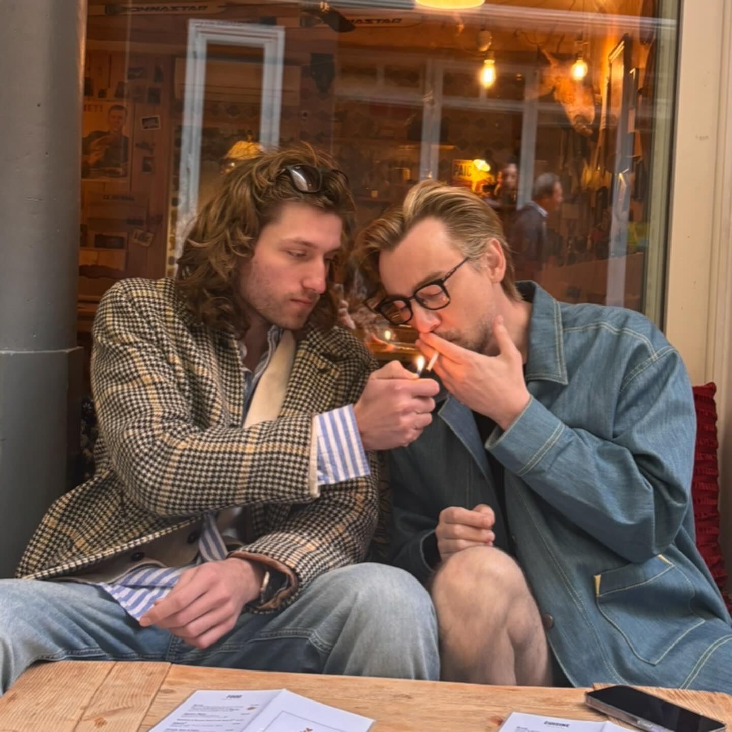 Алан Бадоєв розчулив мережу теплою зустріччю з дітьми за кордоном (фото)