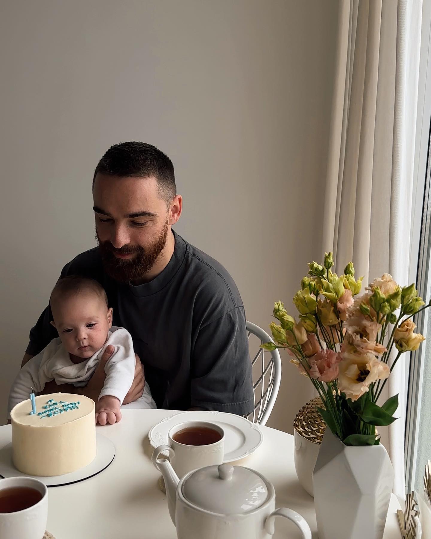 Звездный бэби-бум 2023: у Ivan NAVI родился первенец, а Тарабарова стала многодетной мамой