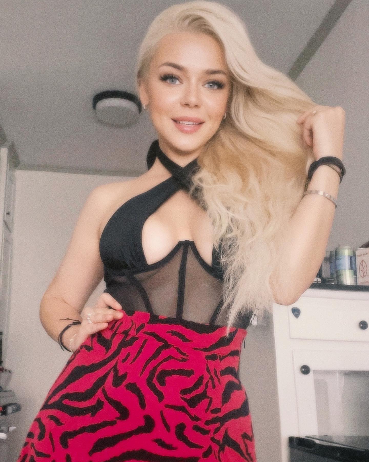 Алина Гросу призналась, делала ли пластику груди