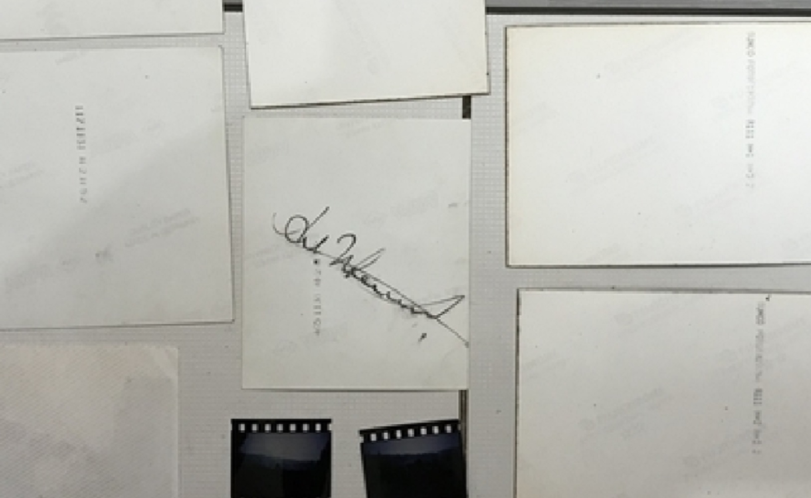 От Спилберга до Зеленского: за сколько можно продать автограф знаменитости