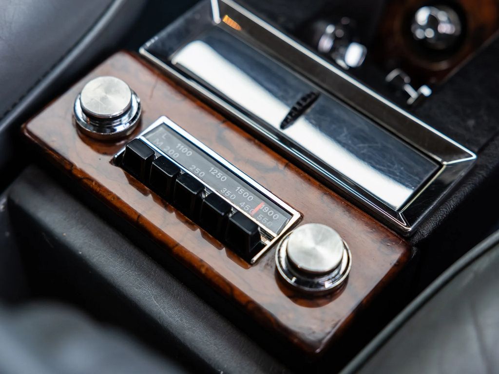 Данилко продає унікальний Rolls-Royce. Стало відомо, куди підуть гроші