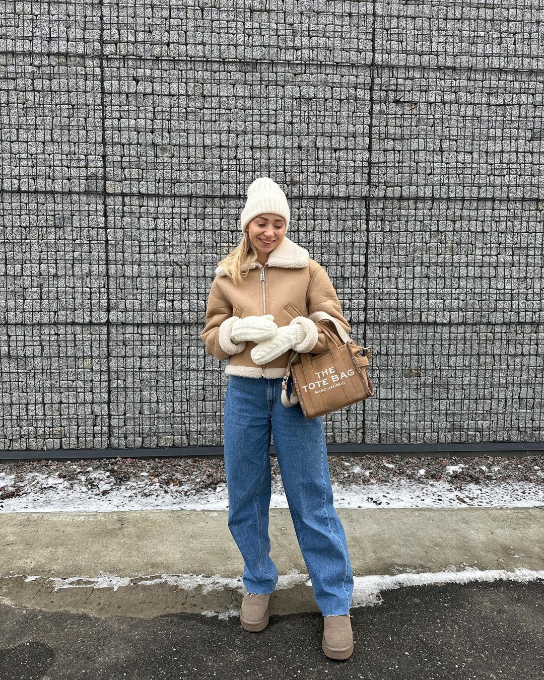 Яка модель зимового взуття не виходить із моди у 2024-2025: Саша Бо, Квіткова, дружина Павліка задають тренди