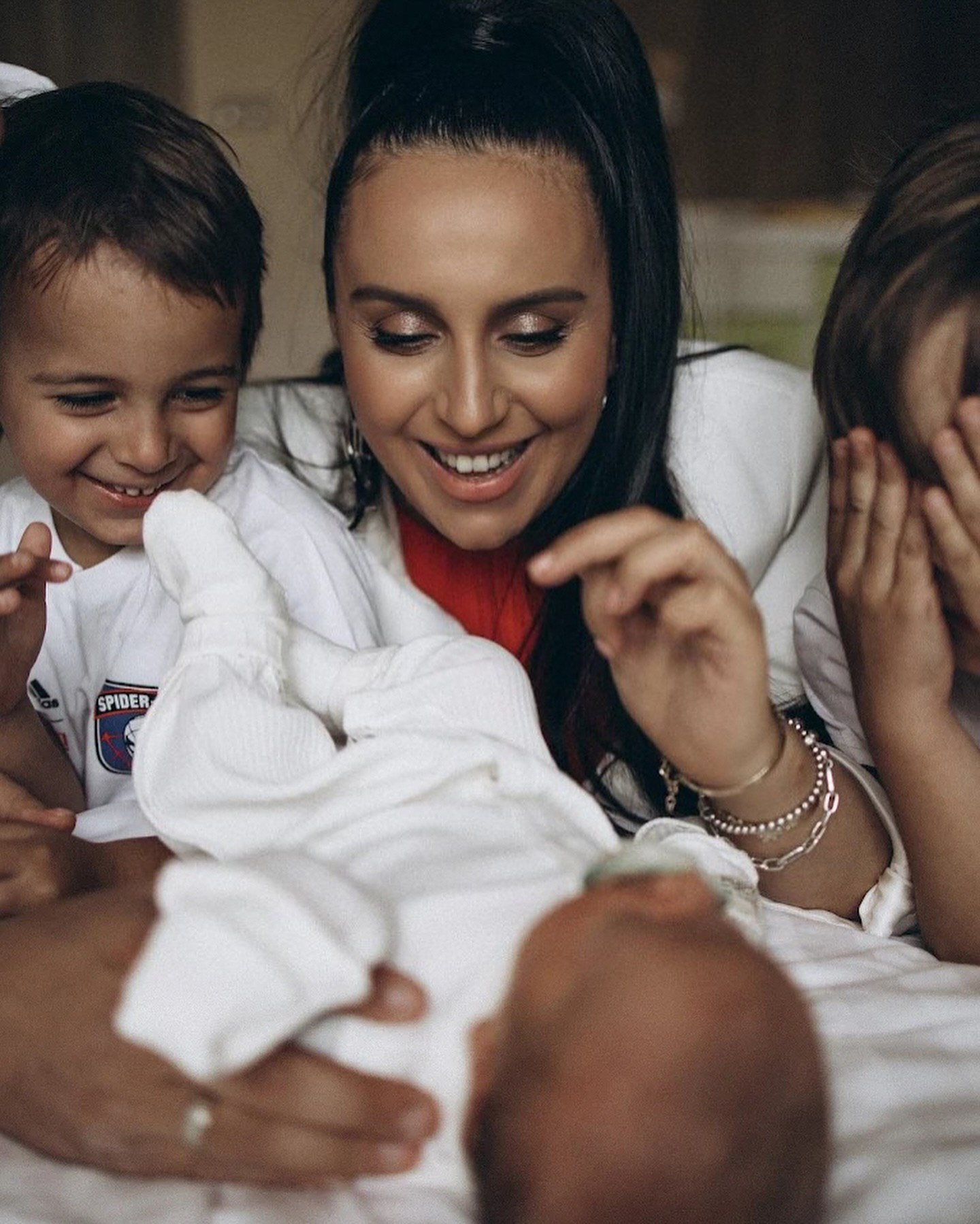 18 украинских звезд, которые стали родителями в 2024 году