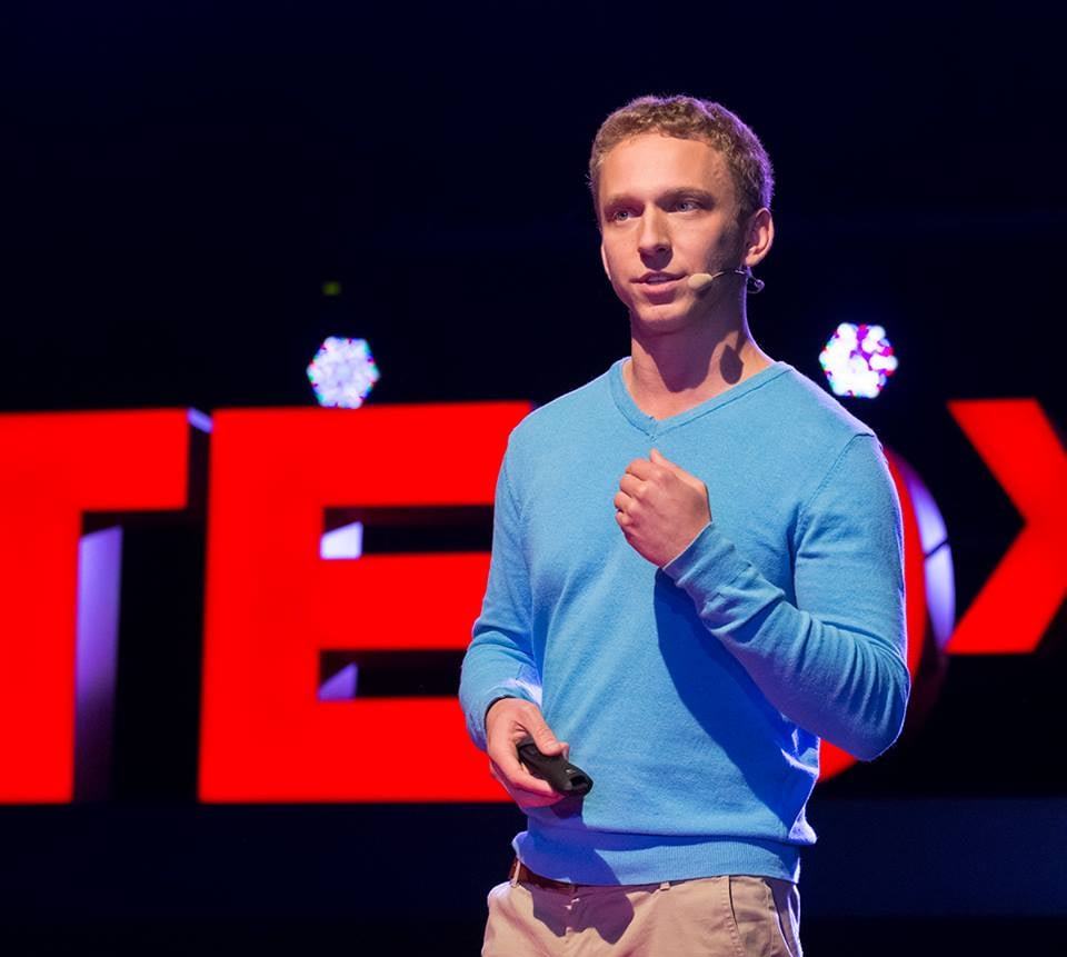 Генетик Александр Коляда: В будущем мы неизбежно будем жить дольше