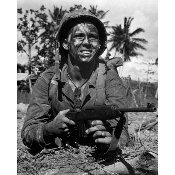 У Росії для патріотичних плакатів крадуть американські фотографії