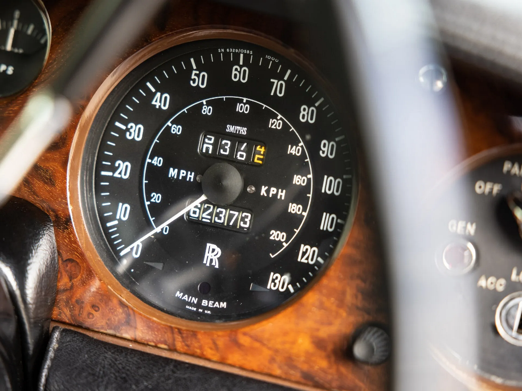 Данилко продає унікальний Rolls-Royce. Стало відомо, куди підуть гроші