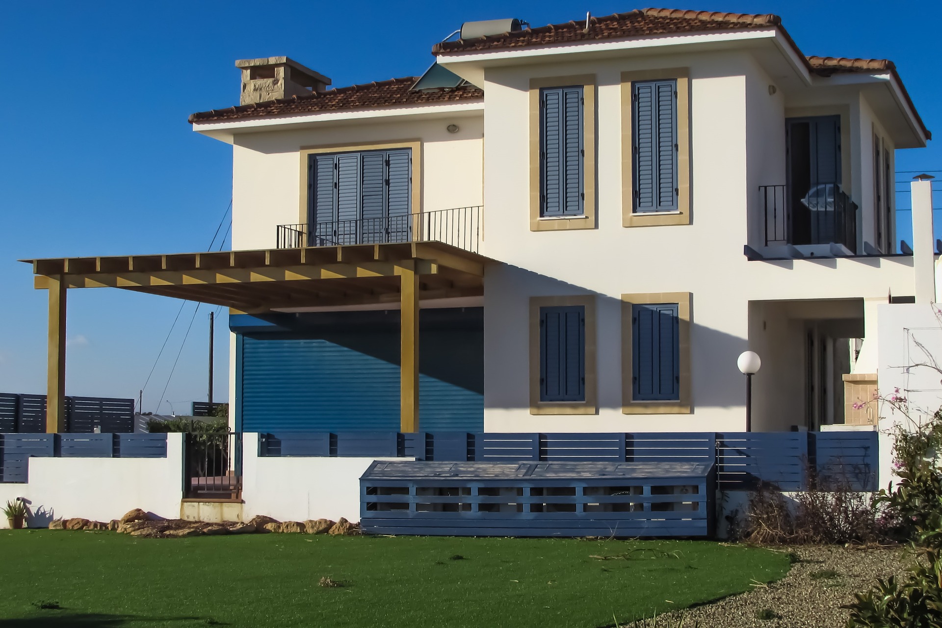 Від 100 тисяч євро. Скільки коштує купити будинок у країнах Європи