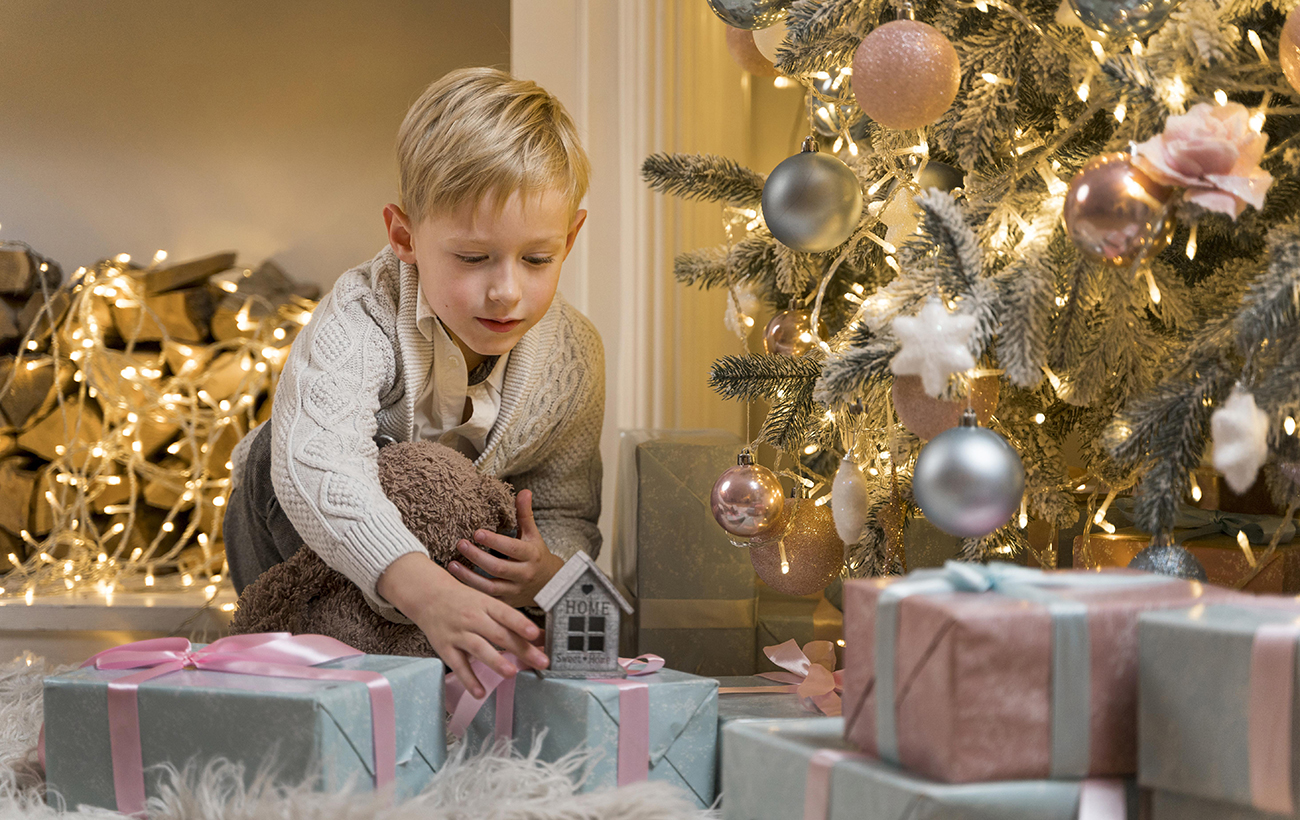 Миколая, Різдво та Новий рік: коли та як правильно дарувати дітям подарунки і що врахувати