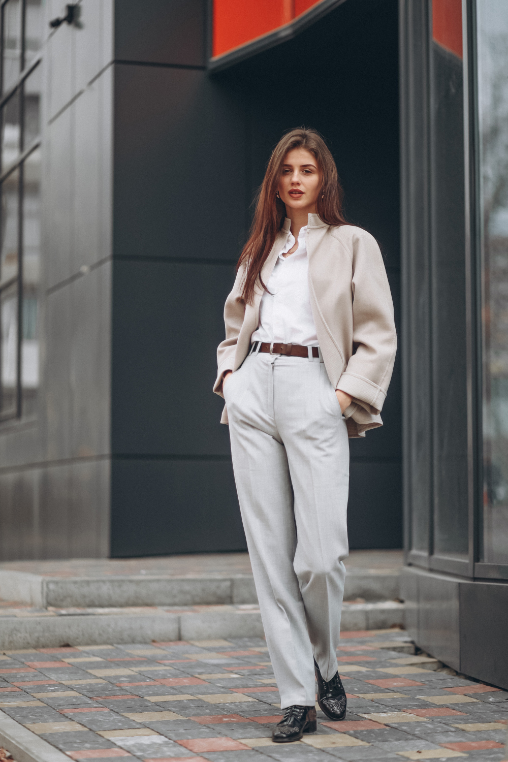 Базовый гардероб на холодную осень: Андре Тан показал незаменимые вещи