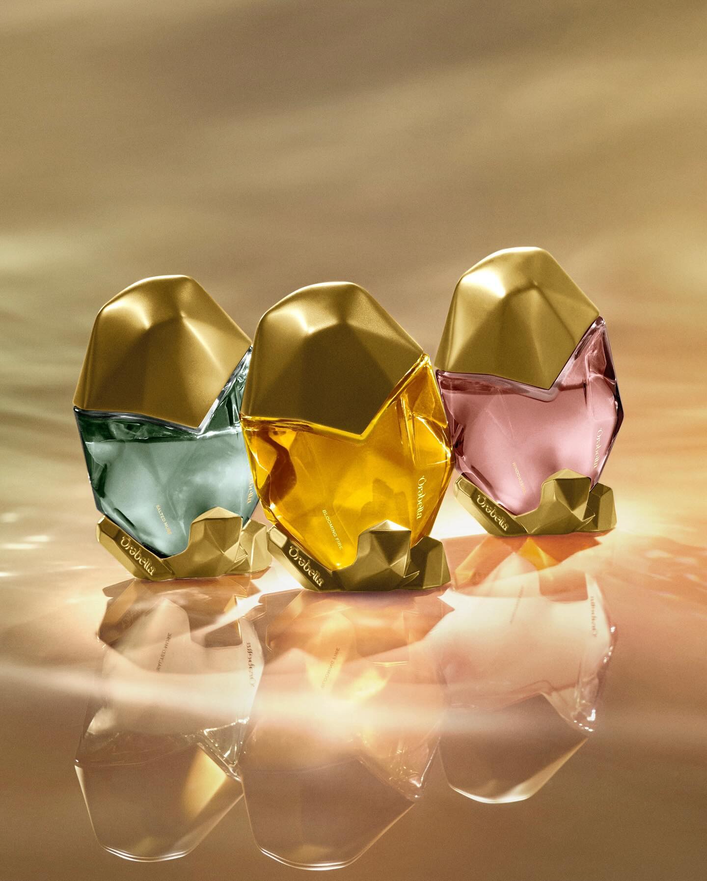 Белла Хадид впервые за 5 лет раскрыла закулисье создания авторских духов (фото)