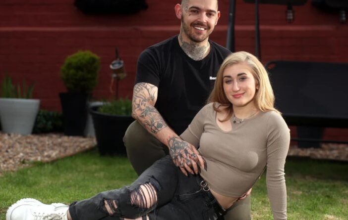 Британець, що кинув жінку з дітьми заради українки, тепер кинув і українку